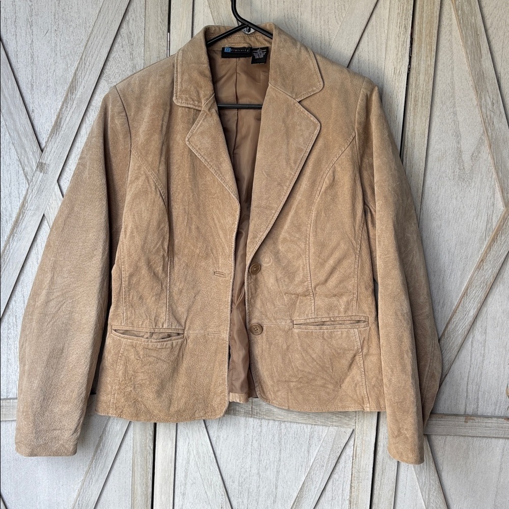(r)elativity Women’s Tan Leather Jacket L